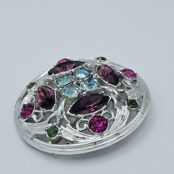 Sarah Coventry Brooch Vtg Springtime 1972 Silver Tone Purple Green Blue Filigree - Picture 4 of 9